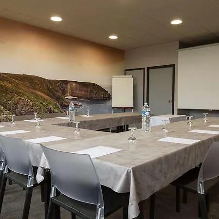Hotel The Originals City, Les Caps, Saint-brieuc Est 3*